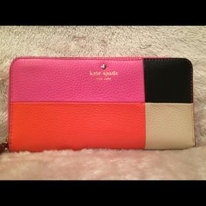Large Kate Spade Continental Wallet